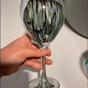 custom wine glass.. elephant